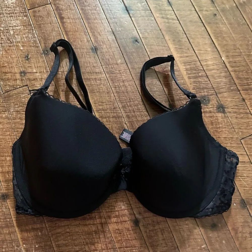 Victoria’s Secret black lace 34D sexy lingerie Demi bra